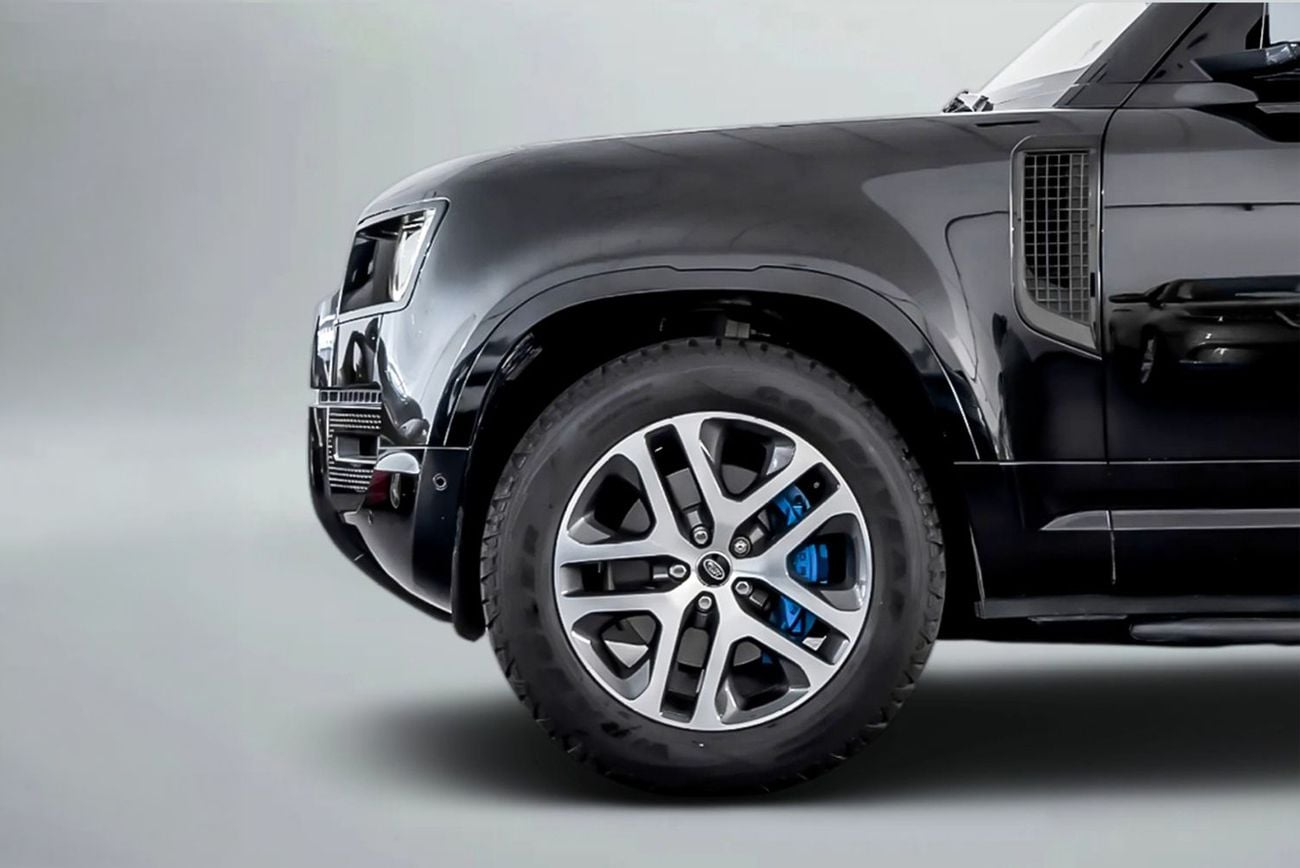 لاند روفر ديفندر 90 HSE P400