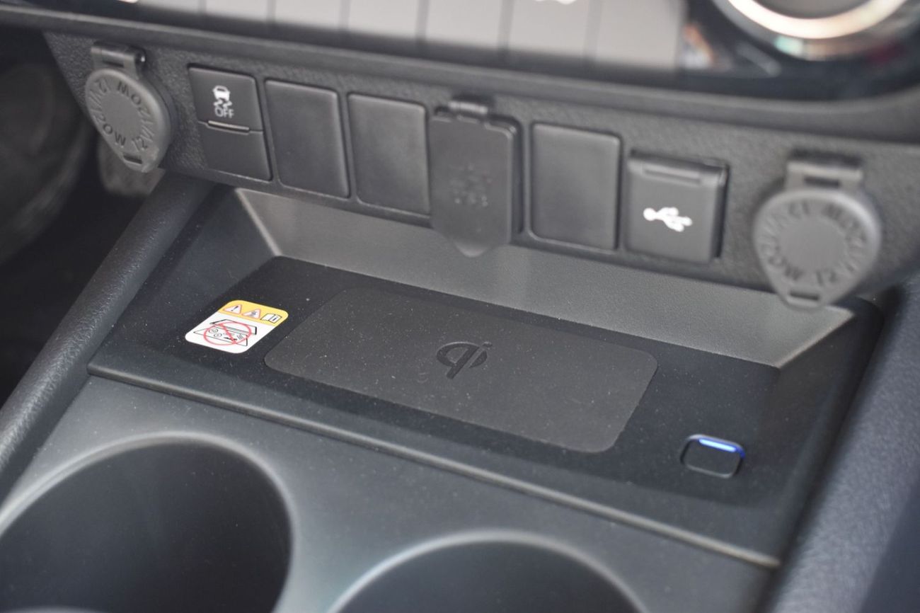 Toyota Hilux FULL OPTION SR5 AT 2.7