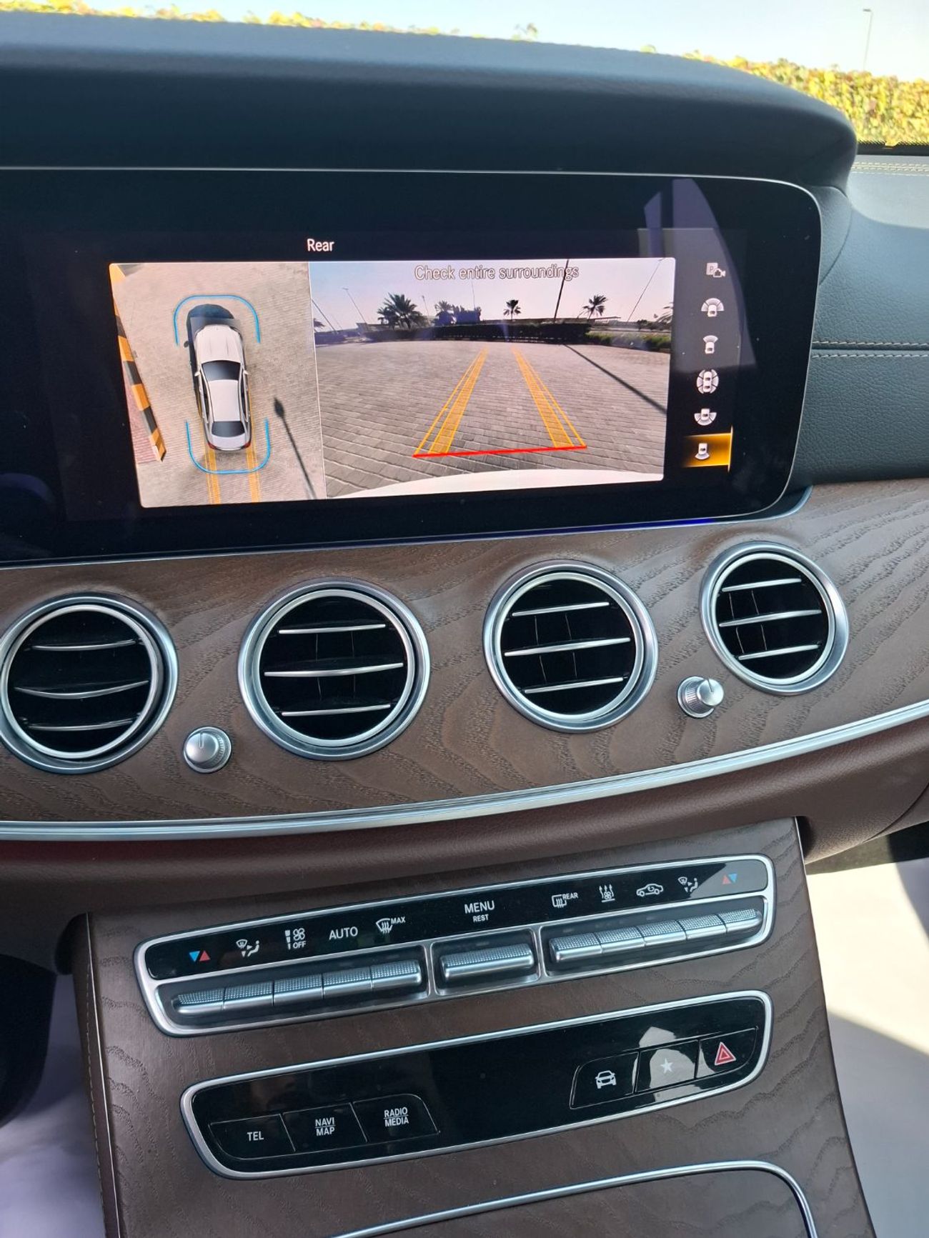 مرسيدس بنز E300 مرسيدس  E300e 2021