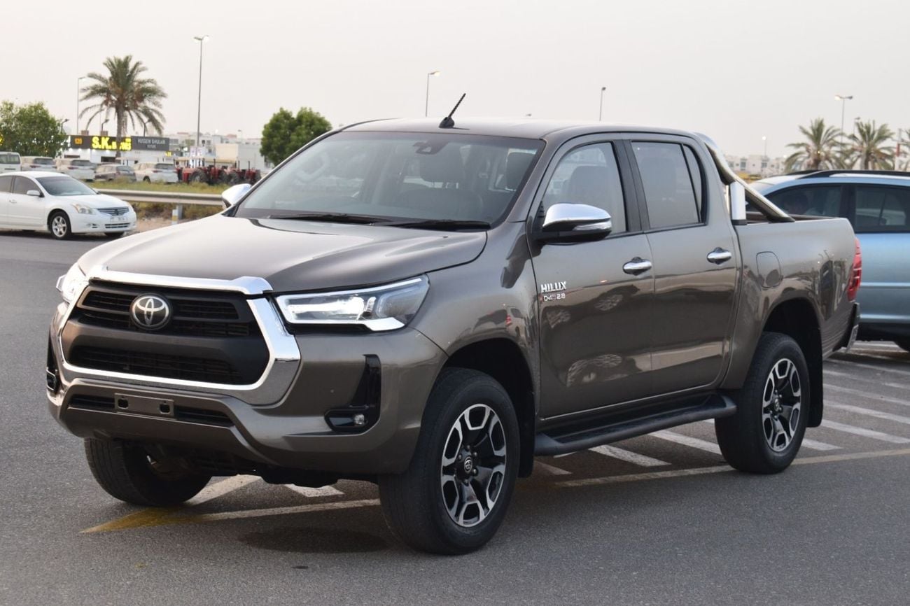 Toyota Hilux 2021 TOYOTA HILUX DOUBLE CABIN BROWN