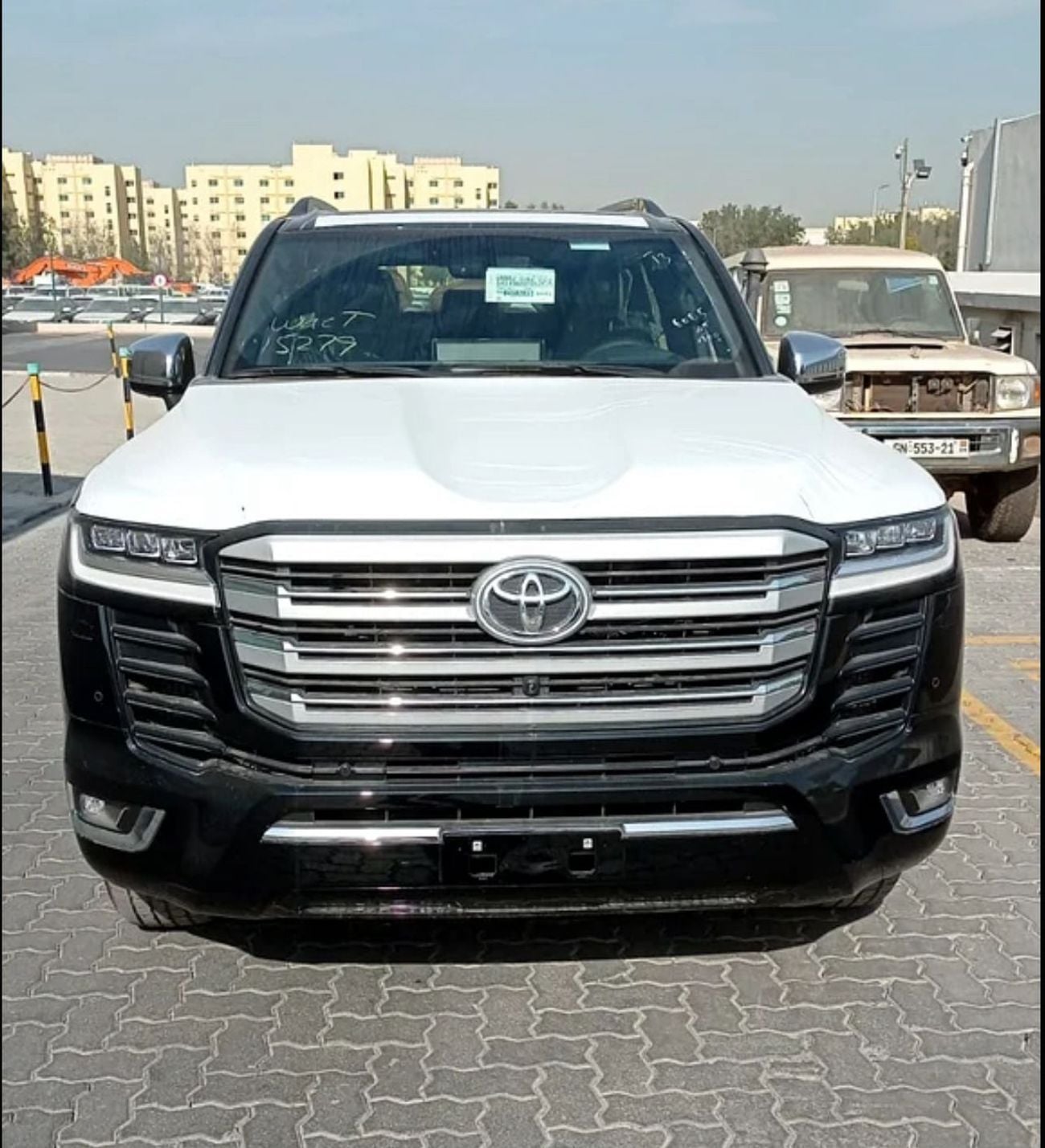 تويوتا لاند كروزر Toyota Land Cruiser 300 VXR 3.3L Diesel