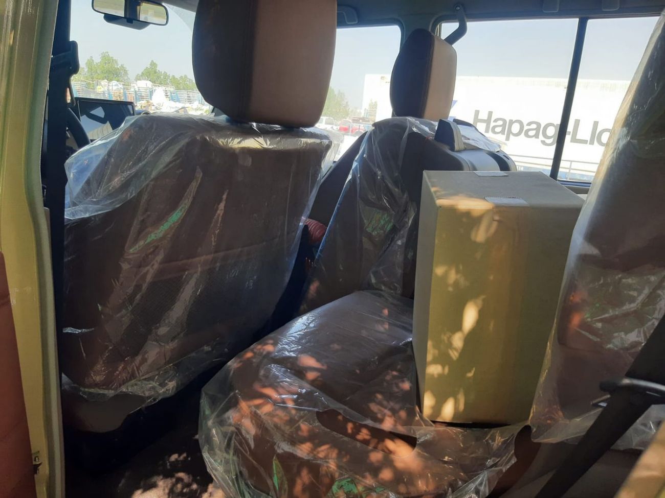 تويوتا لاند كروزر 70 TOYOTA LAND CRUISER LC76 4.0L AT FULL OPTION