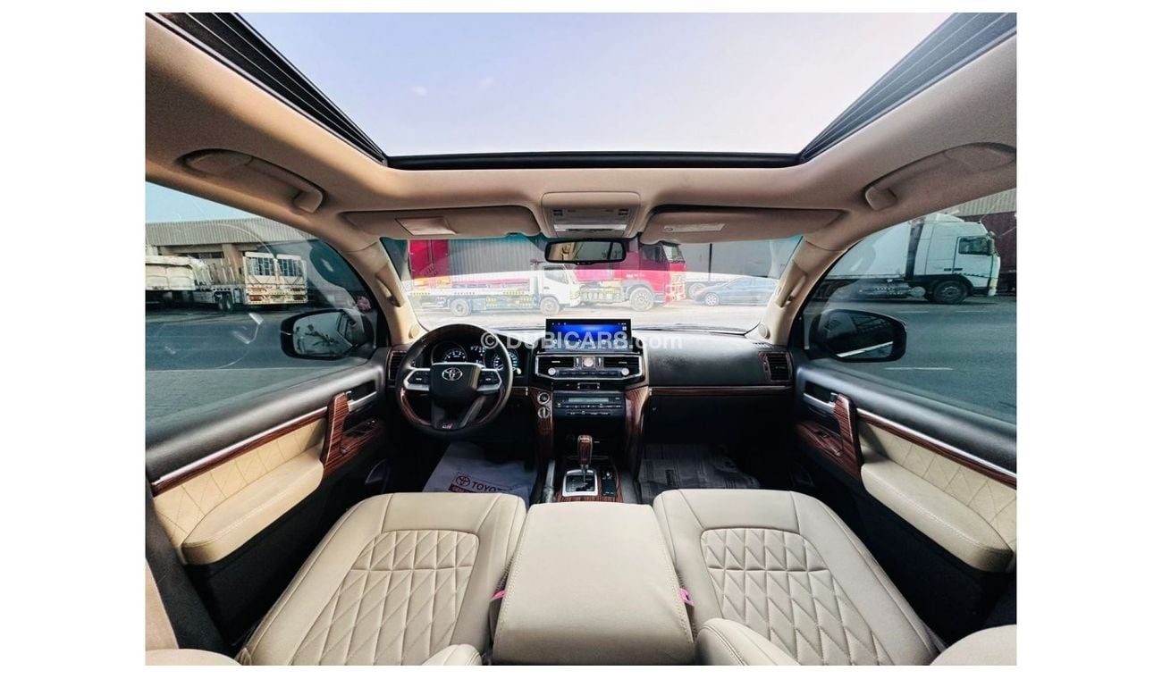 تويوتا لاند كروزر -