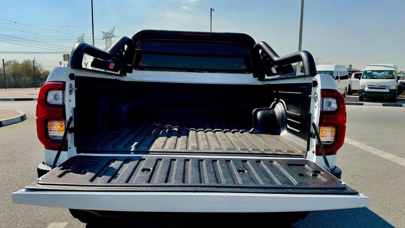 Toyota Hilux GR BODY KIT INSTALLED | RHD  | 2020 | (AT) | 2.8L DIESEL ENGINE | GR ALLOY RIMS | SPORTS BAR