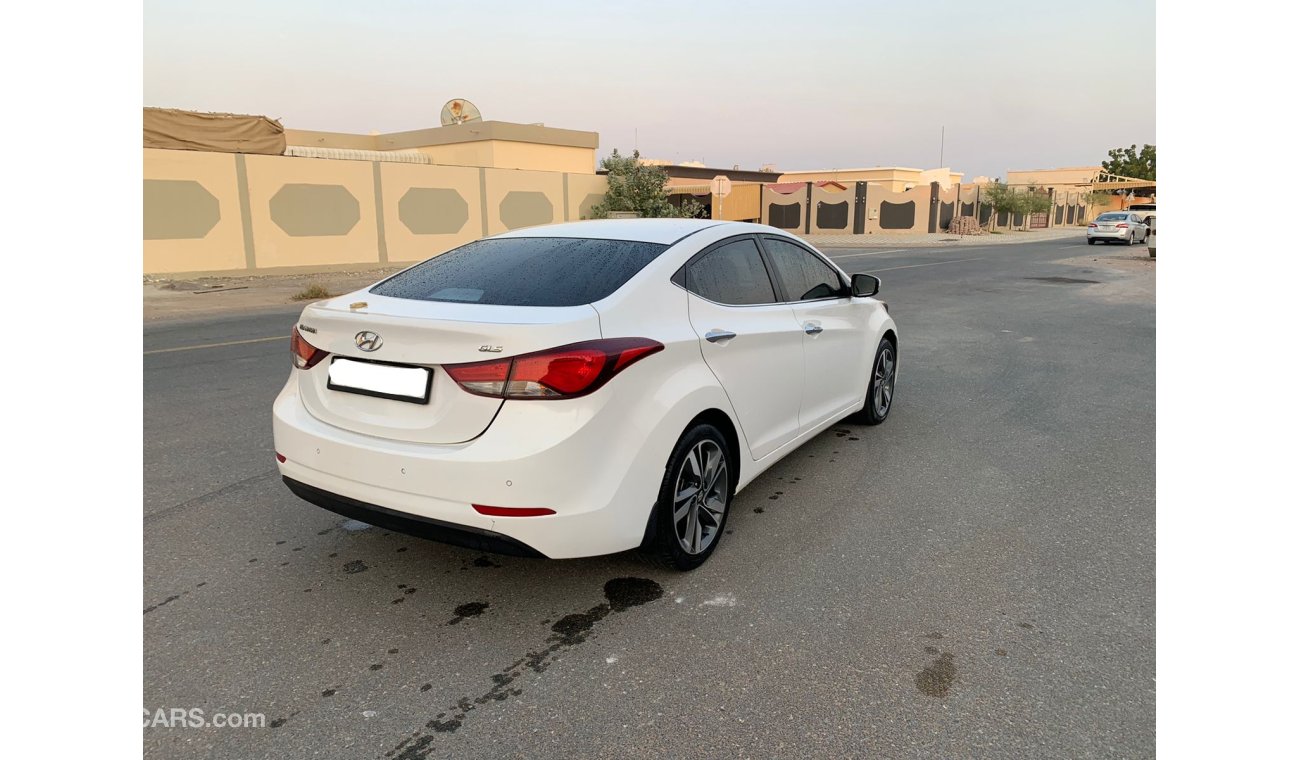 Hyundai Elantra Gls