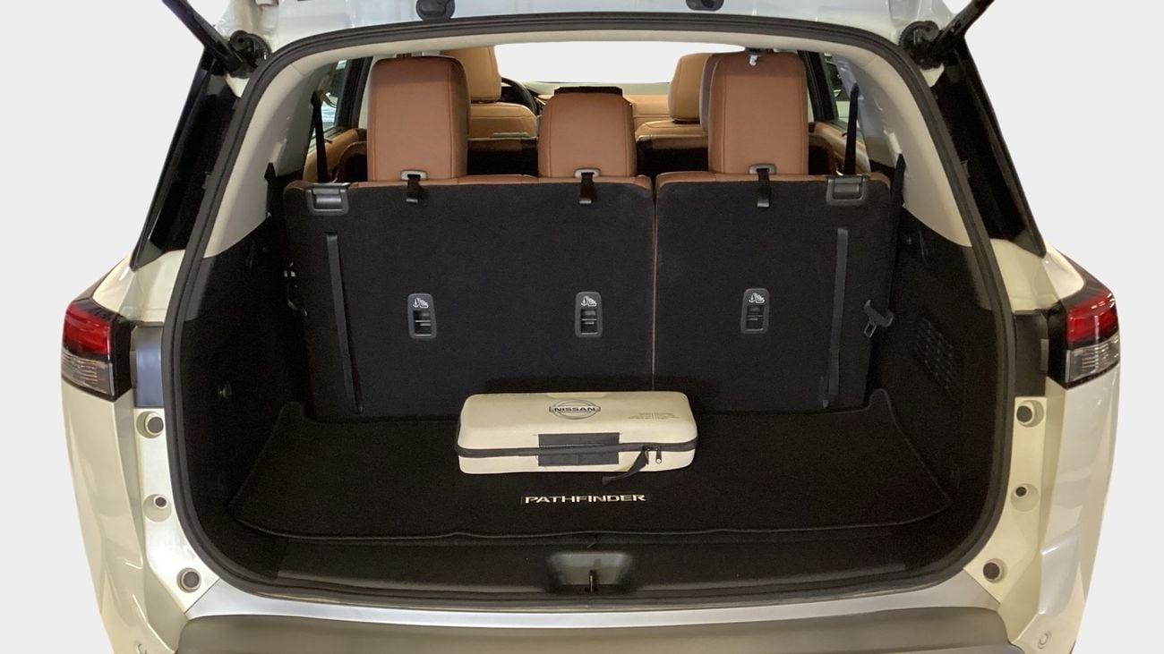 نيسان باثفايندر 3.5 SL AUTO 4WD 7 SEATER | شامل الضمان | 0 ﺪﻔﻋﺓ ﺃﻮﻟﻯ