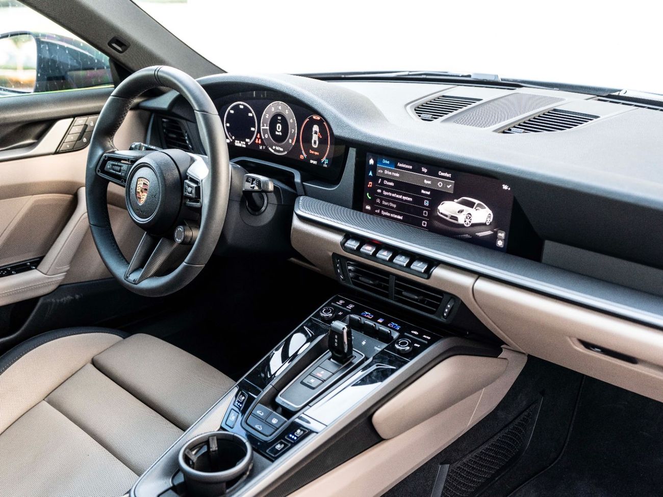 Porsche 911 Carrera 3.0L (444 HP) Coupe