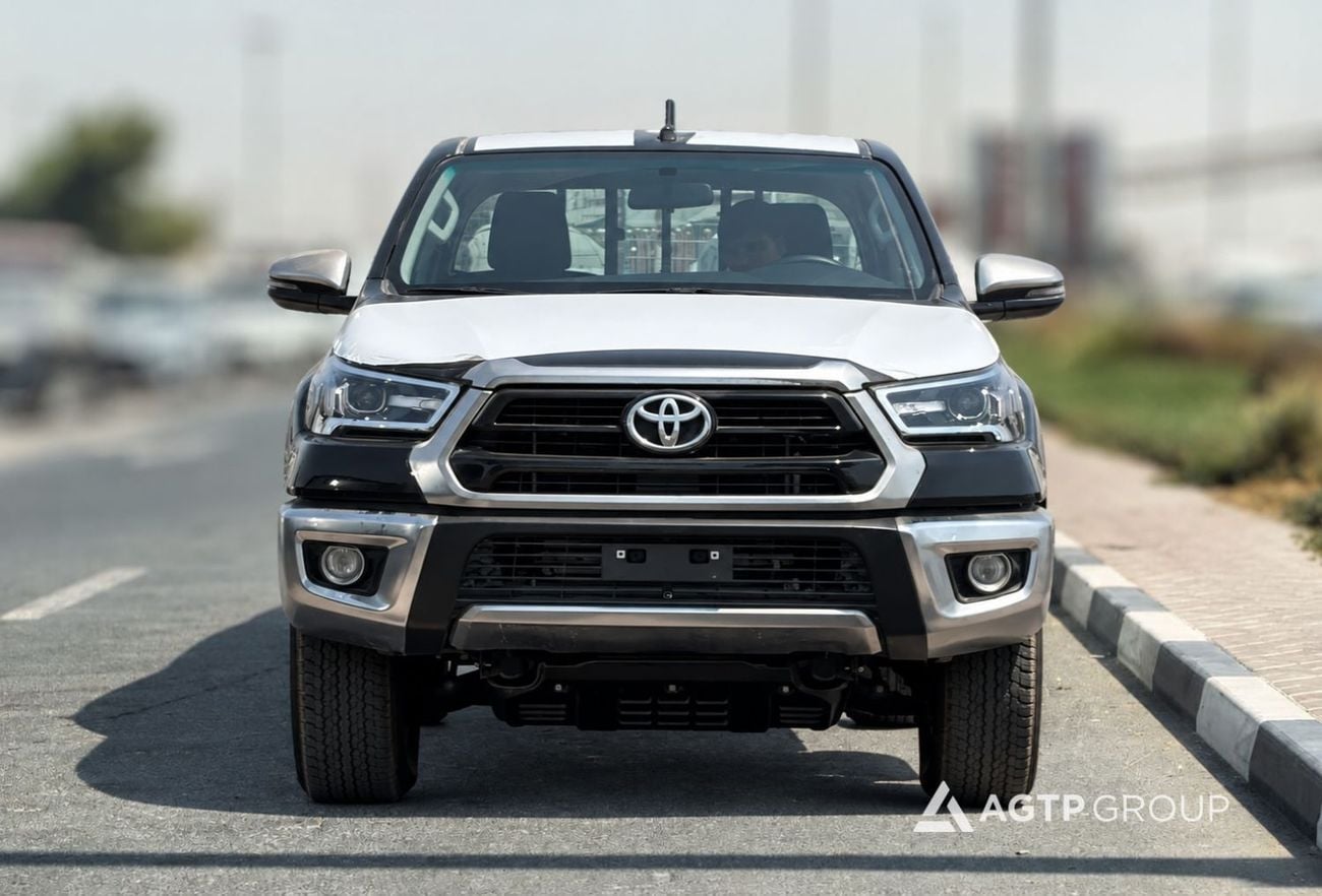 Toyota Hilux SR5 2.7L Petrol | 4x4 | Full Option | Automatic | Double Cabin | GCC Specs | 2026