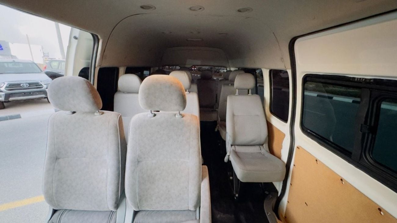 Toyota Hiace PREMIUM CONDITION | 3.0L DIESEL ENGINE | 2019 | RHD | 2WD | AIR CONDITIONER