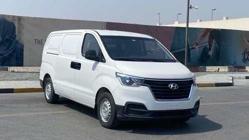Hyundai H-1 Panel Van M/T