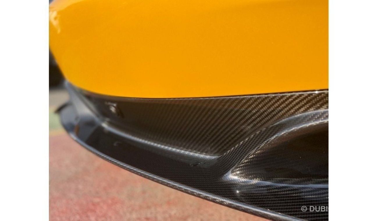 McLaren 720S PERFORMANCE