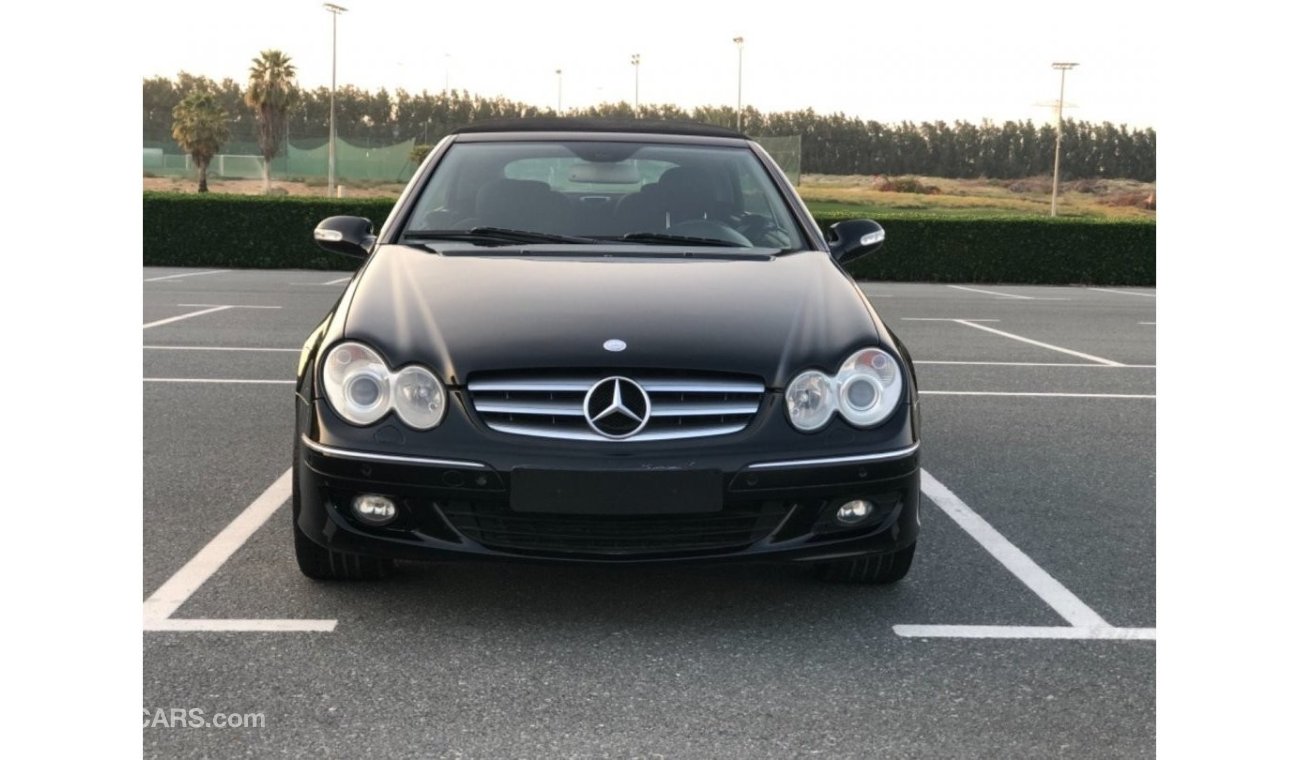 Mercedes-Benz CLK 200 MERCEDES BENZ CLK200 MODEL 2009 GCC car perfect condition inside and outside