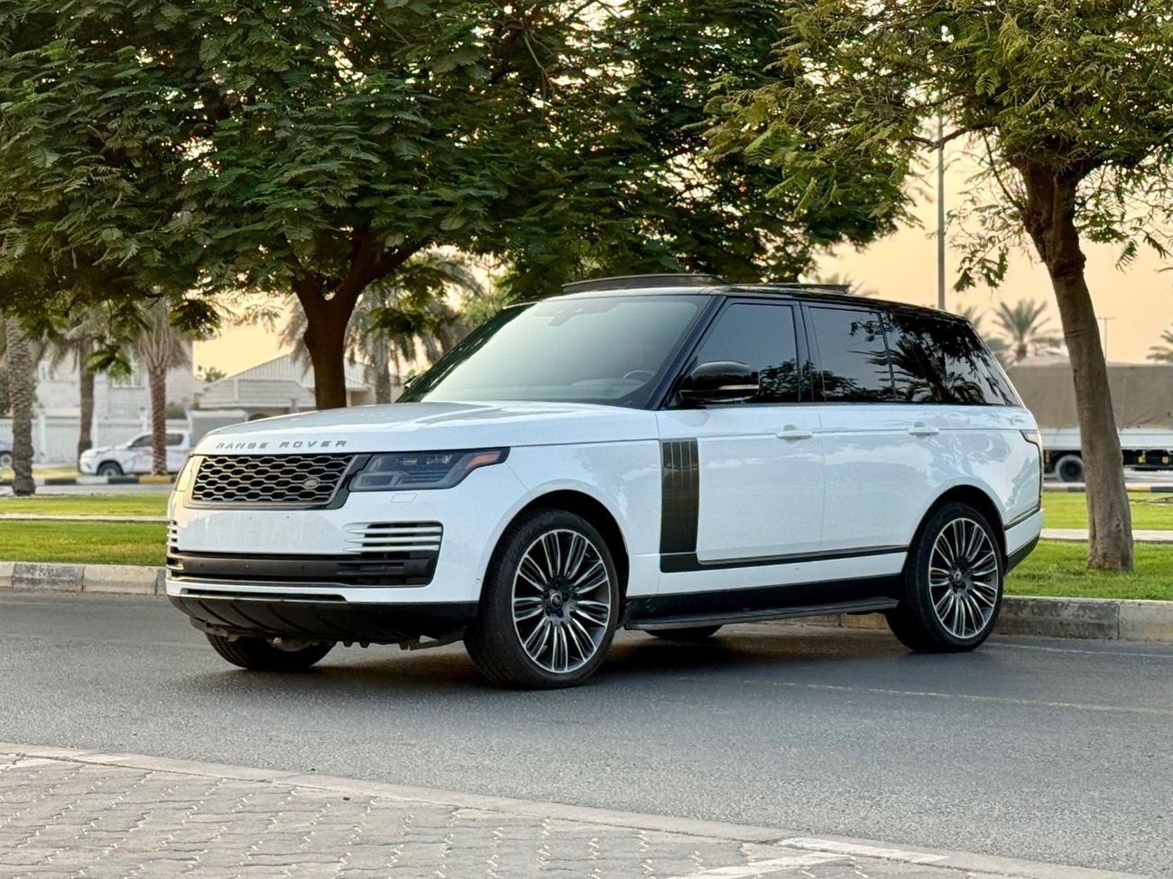 Land Rover Range Rover RANGE ROVER VOUGE V8 MODEL 2021 SUPER CHARGE