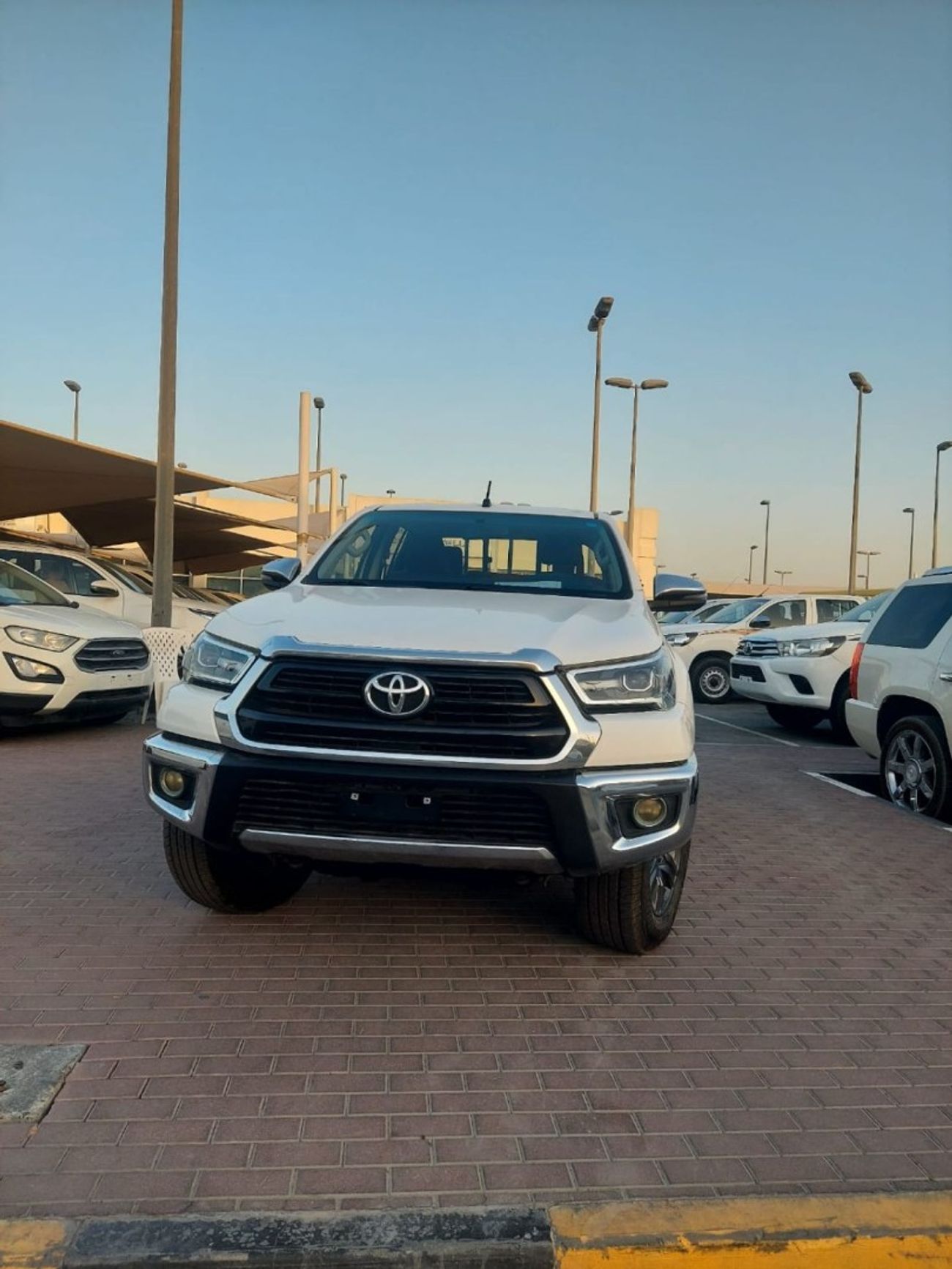 تويوتا هيلوكس DC 4WD 2.7L PETROL MANUAL TRANSMISSION