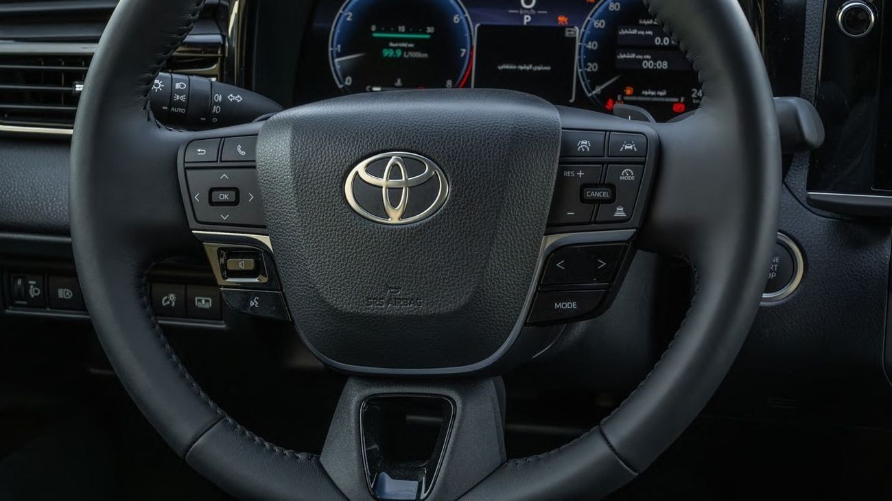 Toyota Camry CAMRY 2.5 GLE (NEUTRAL BLACK INSIDE BLACK) 2026