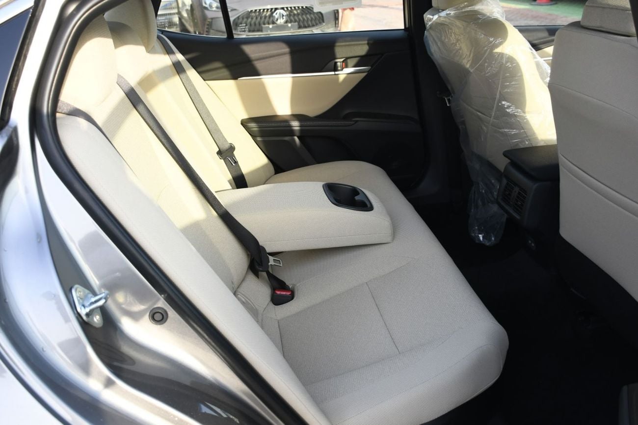 Toyota Camry 2026 Toyota Camry 2.5L LE HEV GCC !  Saudi Spec ! ( Ready Stock )