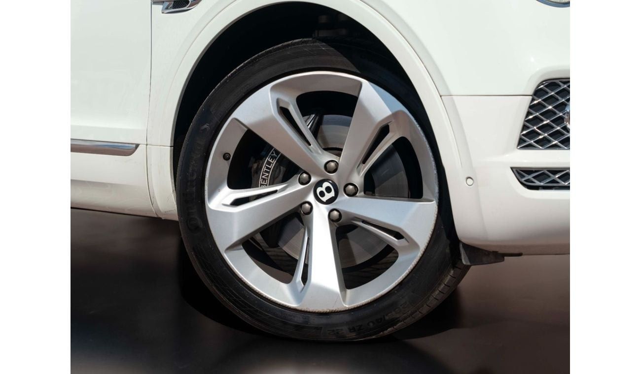 بنتلي بينتايجا W12 Mulliner