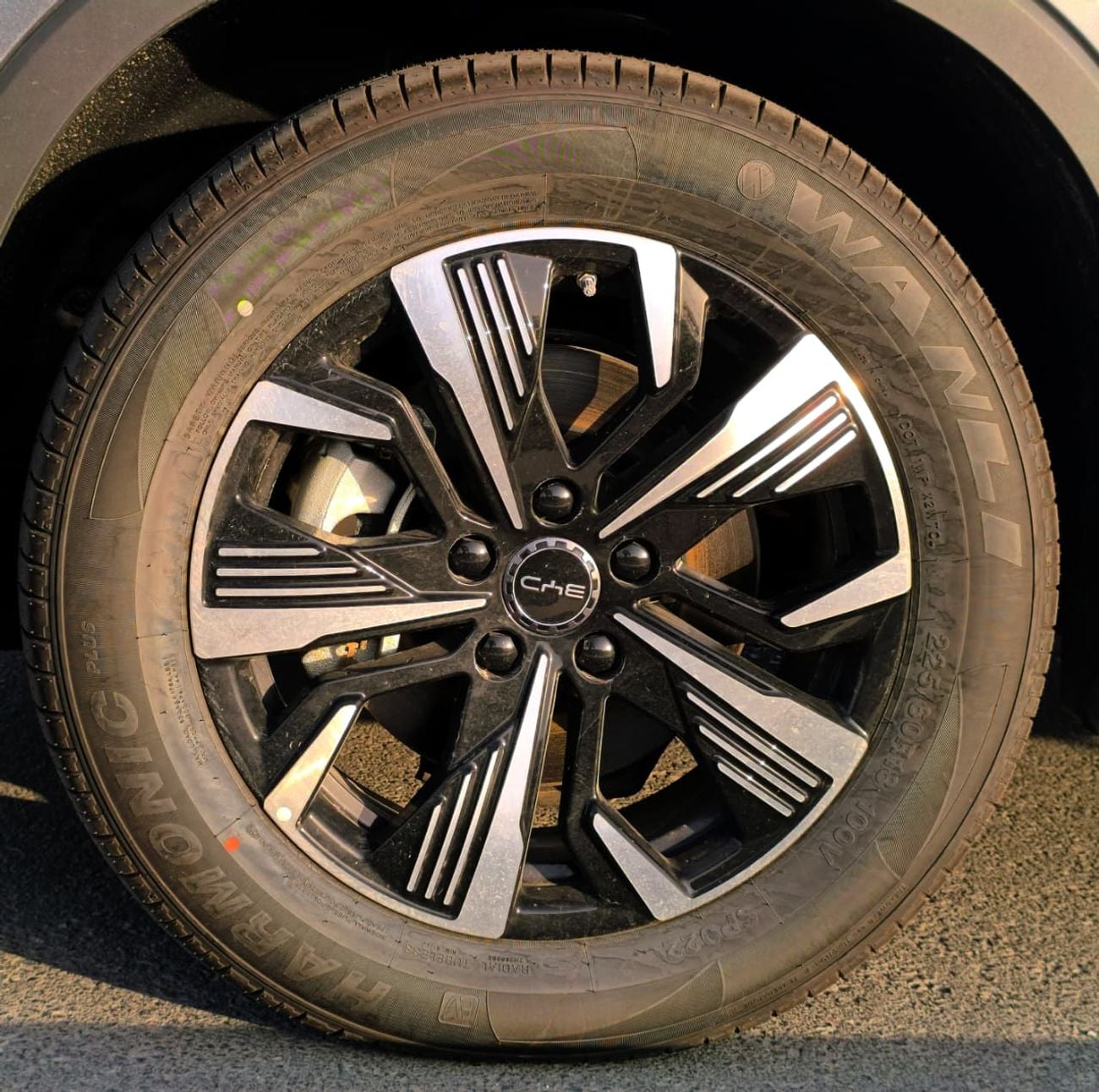 BYD Sealion 05 DM-i (Plug-in Hybrid) 112km EV Range 2025 Model