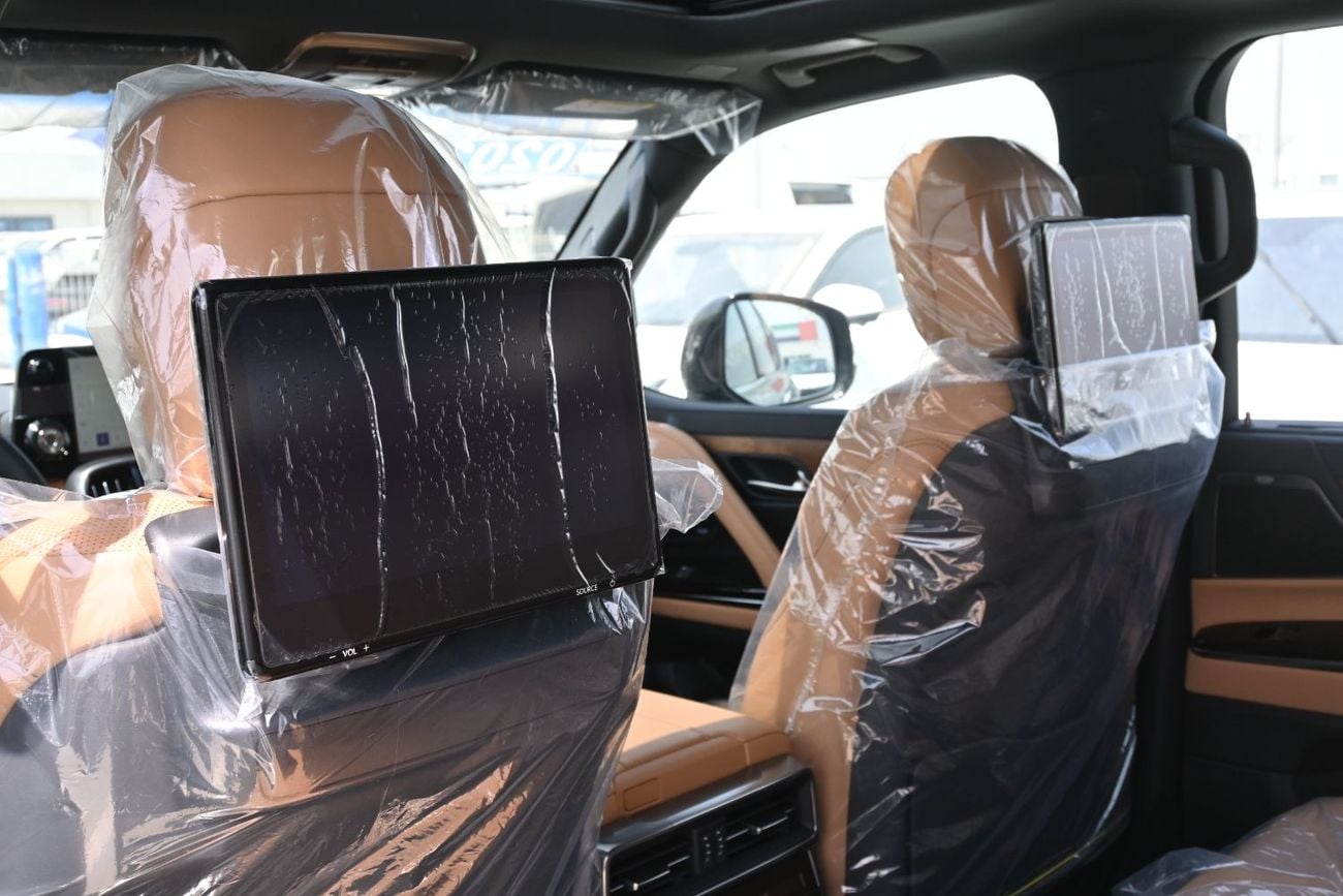 لكزس LX 700h Lexus LX700h Signature 3.5L Twin-Turbo + Hybrid V6, Model 2025, Color Green inside Tan