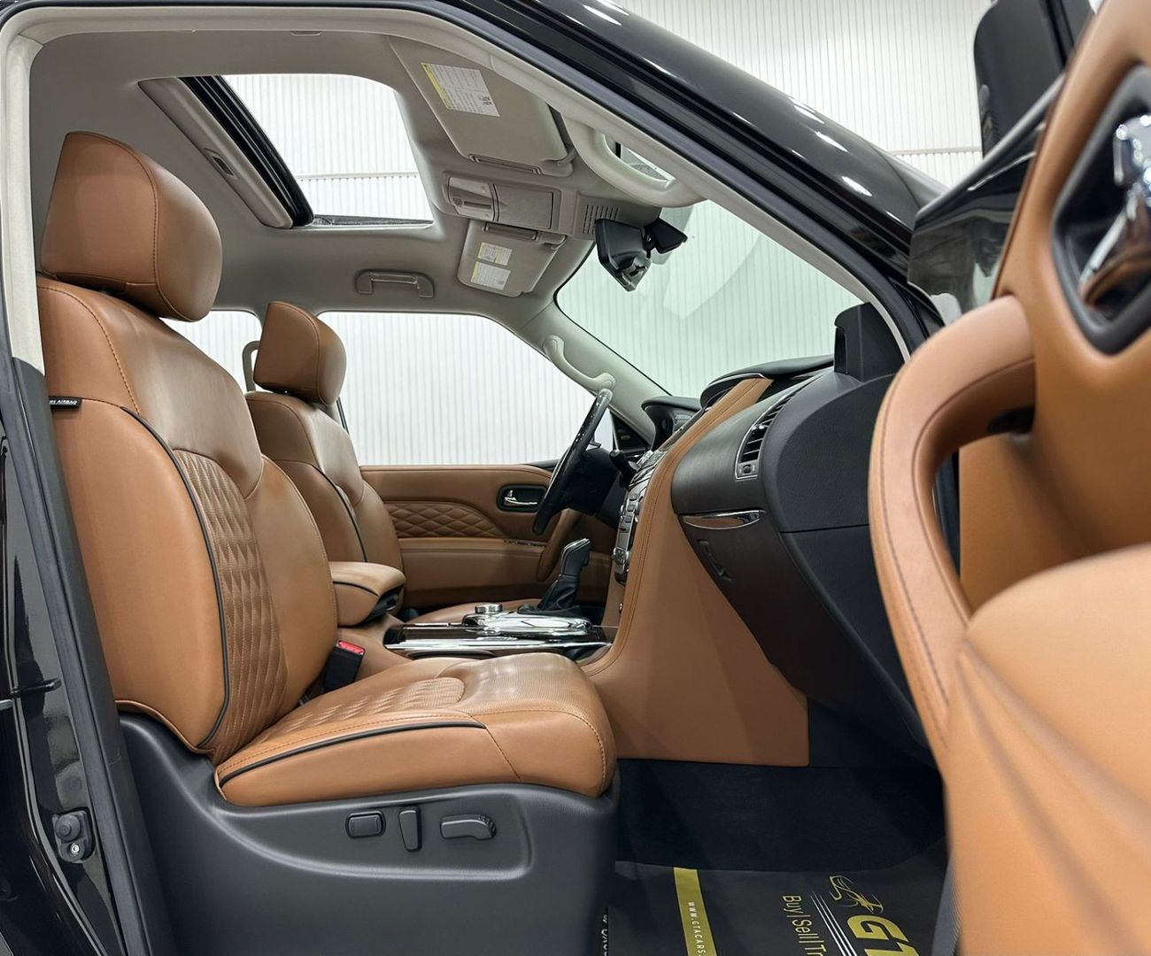 Infiniti QX80 Standard 2020 Infiniti QX80, May 2025 Warranty, Full Agency Service History, GCC