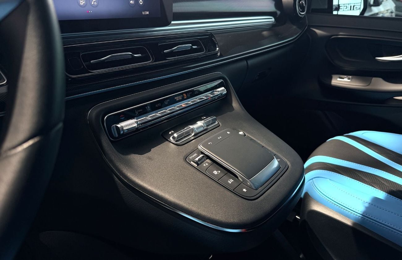 مرسيدس بنز V 300 ستاندارد d German Specification