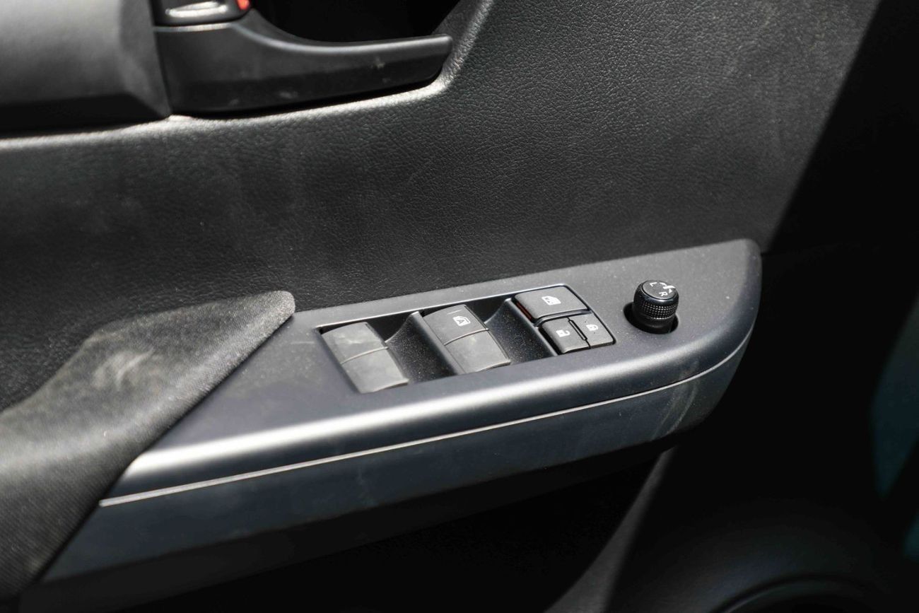 Toyota Hilux 2025 TOYOTA HILUX LOW 2.4 - GREY METTALIC inside BLACK | Export Only