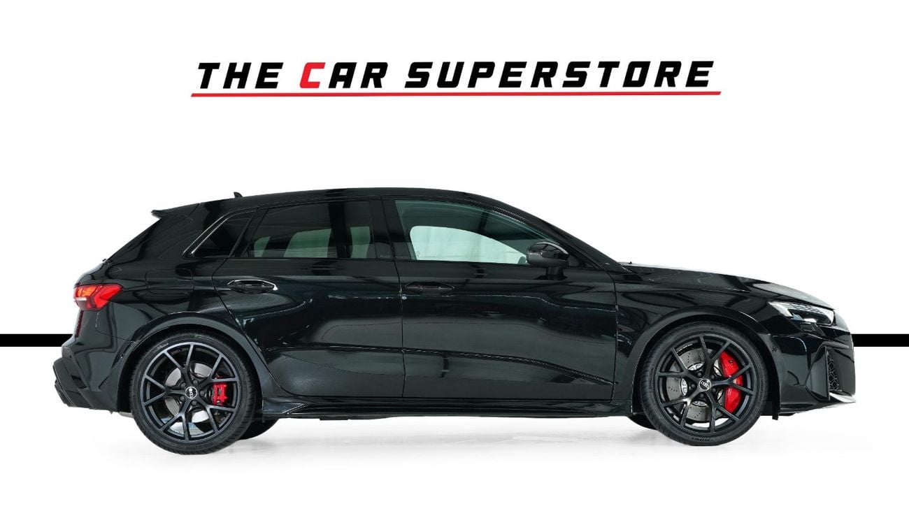 Audi RS3 TFSI SPORTBACK Metallic Black-Alcantra Trim-low Mileage-Warranty & Service Packages Available