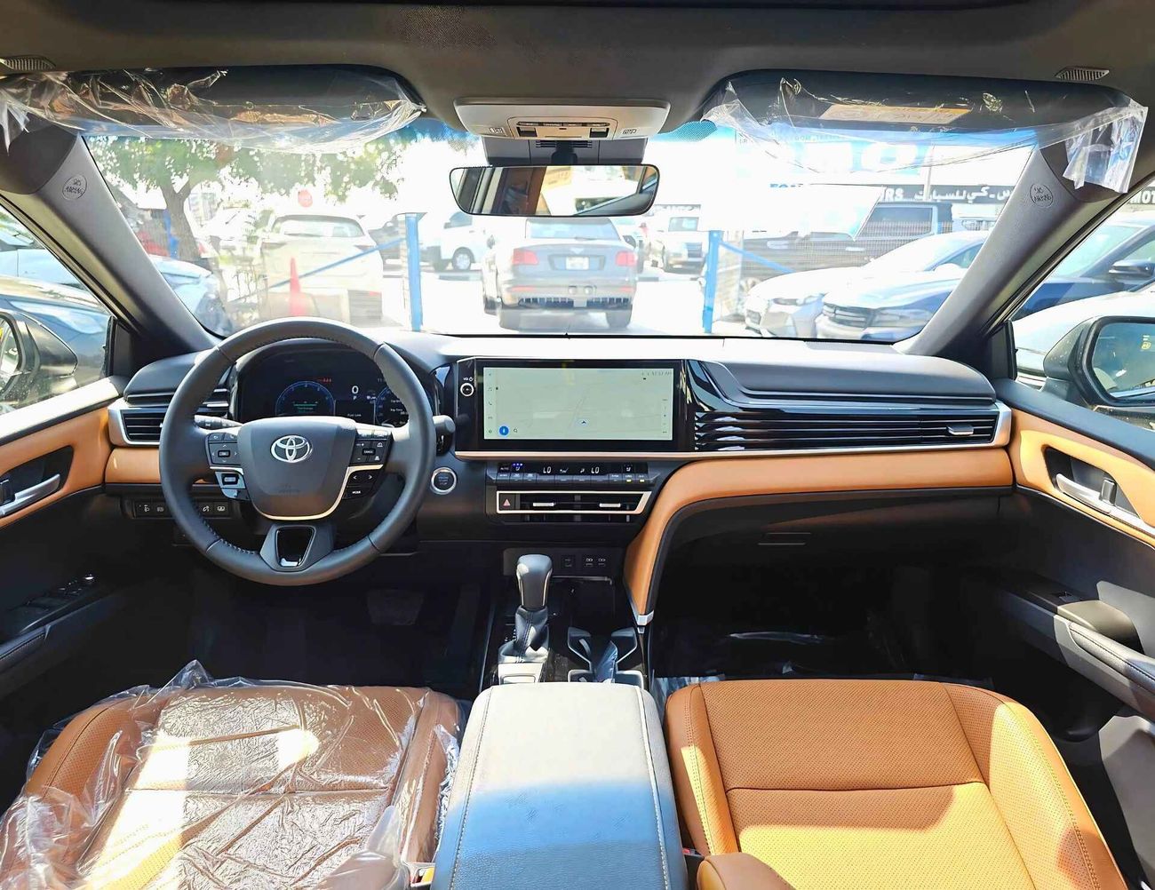 Toyota Camry GLE / 2.5L V4 PETROL / RADAR / BLIND SPOT / PWR SEATS / PANORAMIC ROOF (CODE # 68096)