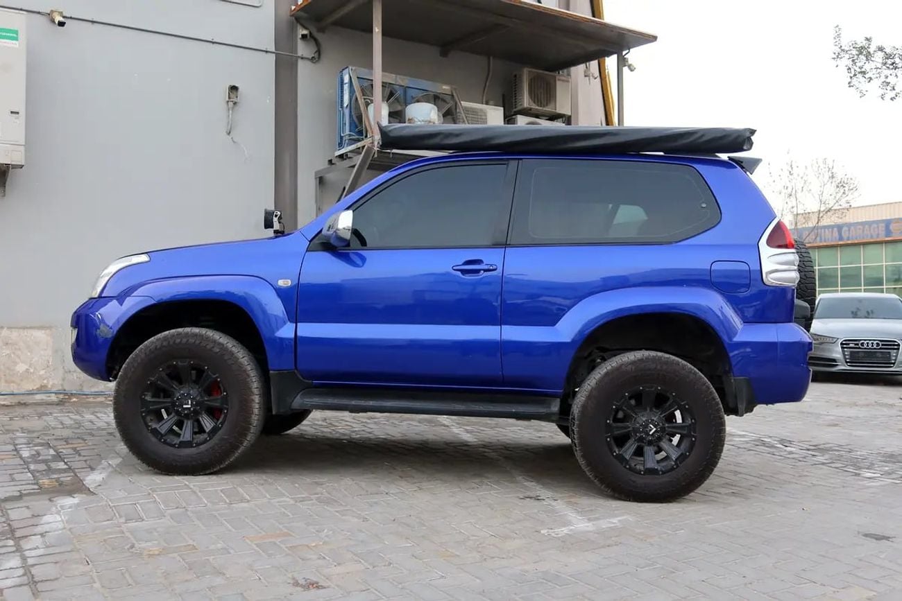 تويوتا برادو Land Cruiser 2-Door 4.0 V6 | Electric Blue | Full Off-Road Kit | Off-Road Ready