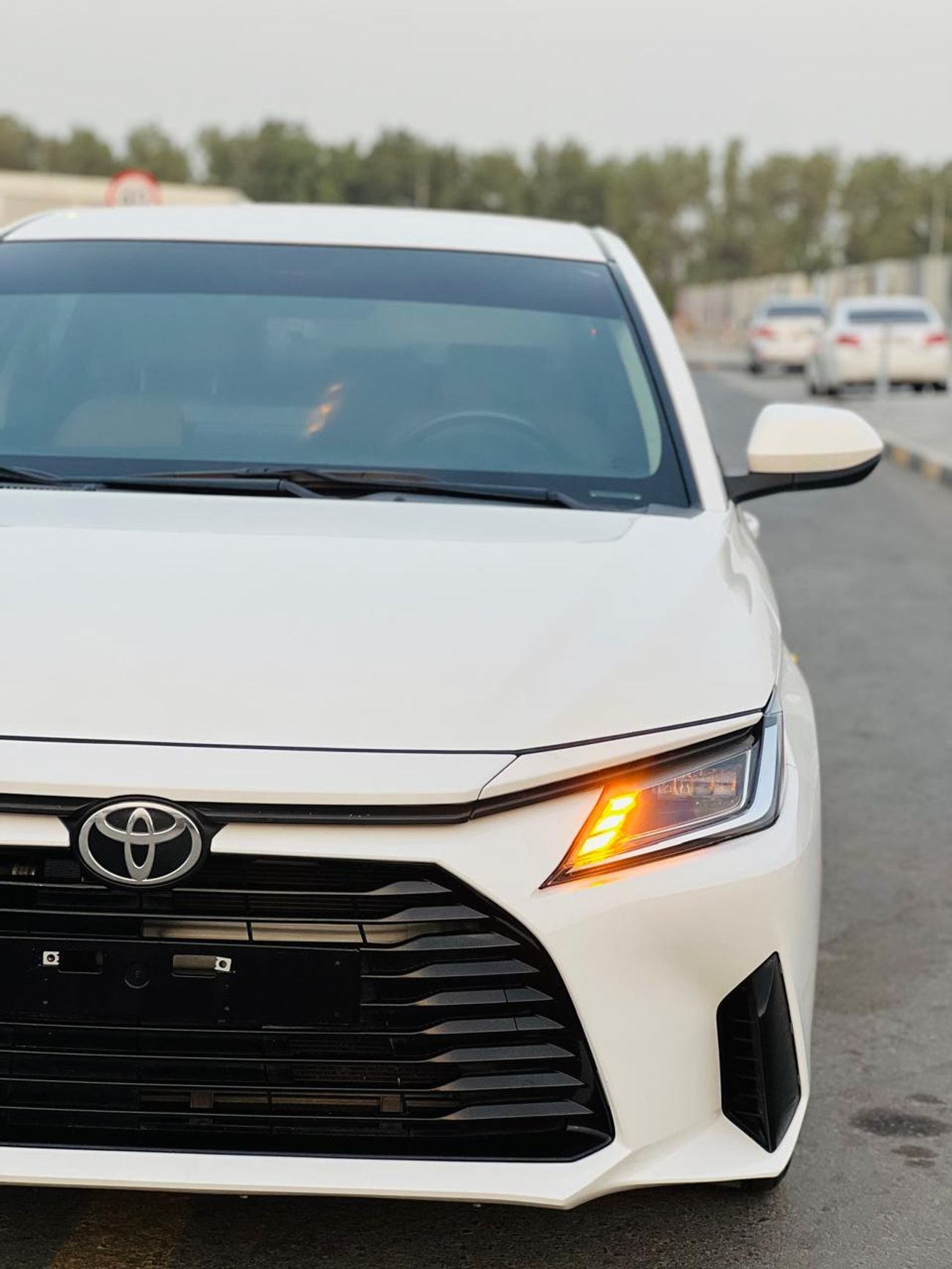 تويوتا يارس 1.5L E