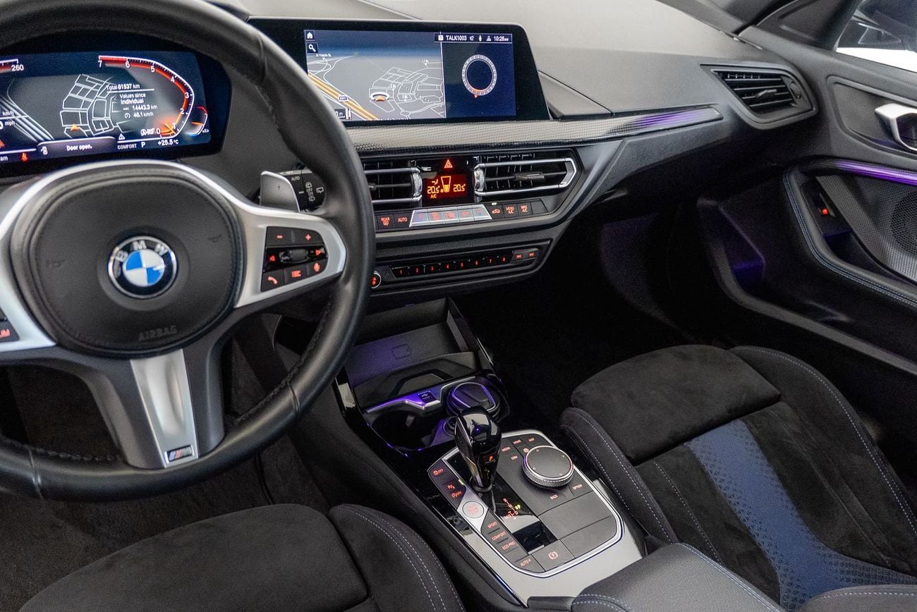 بي أم دبليو 120i M SPORT