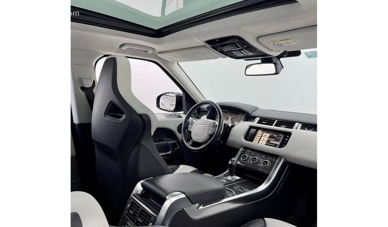 Land Rover Range Rover Sport 2015 Range Rover SVR, Full Service History, Warranty, Low Kms, GCC