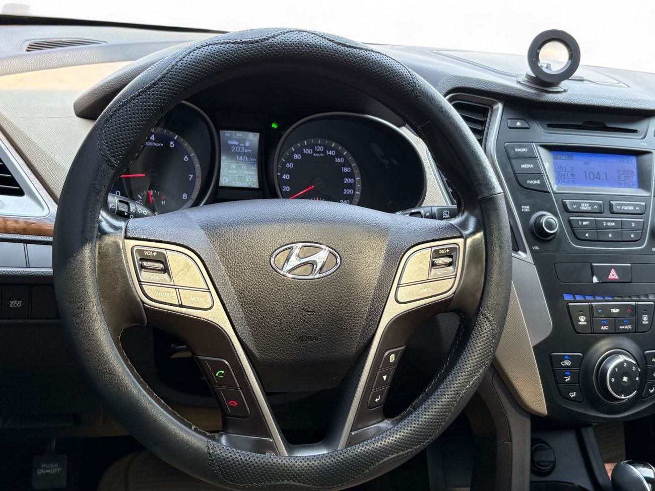 هيونداي سانتا في GL 2.4L AWD | 2015 | GCC SPECS | 7-SEATER FAMILY SUV