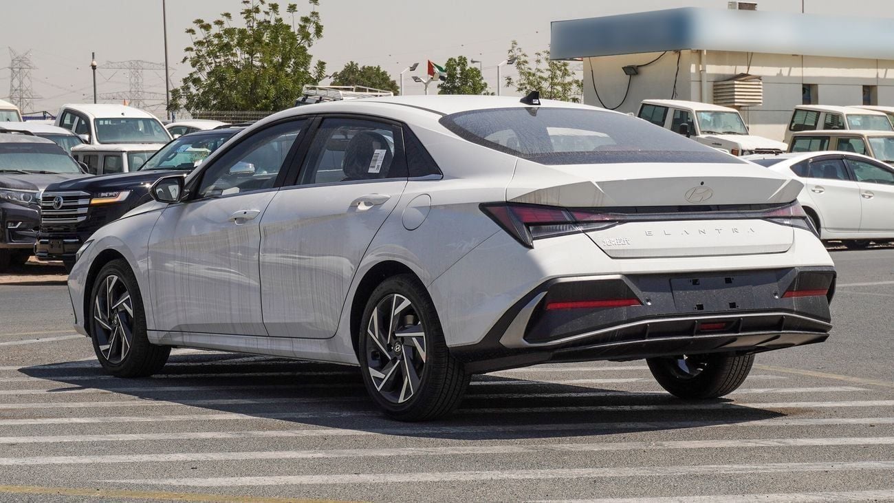 هيونداي إلانترا GL 1.5L