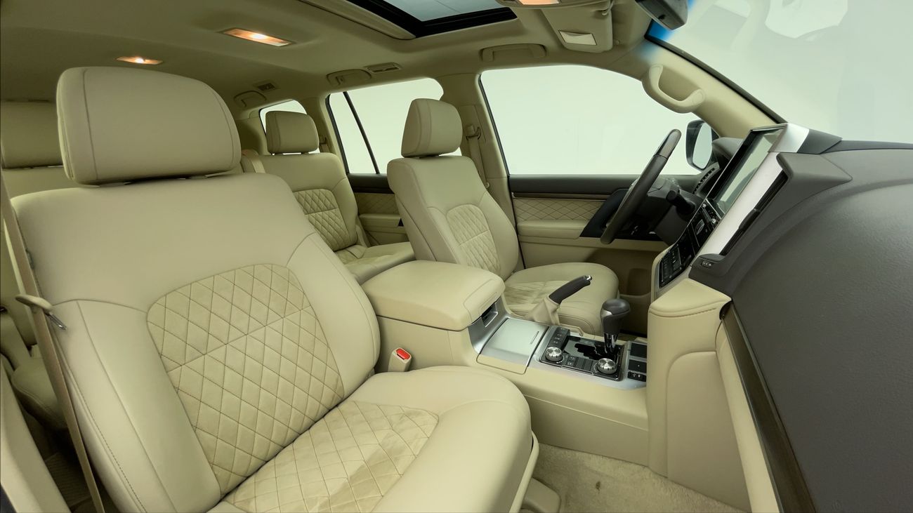 Toyota Land Cruiser GXR GT 4.6 | Zero Down Payment | Free Home Test Drive