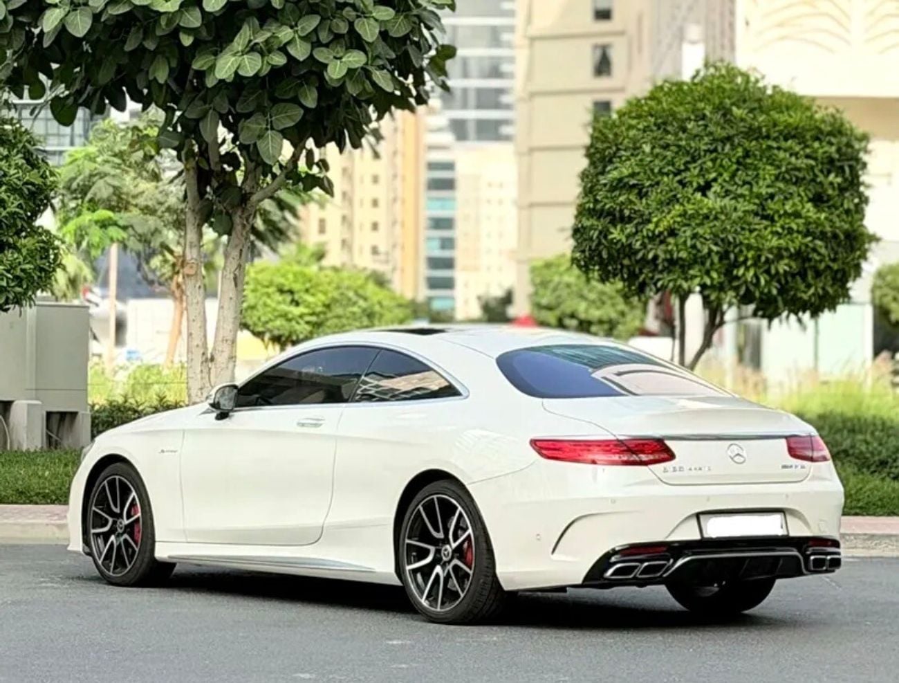 Mercedes Benz S63 AMG