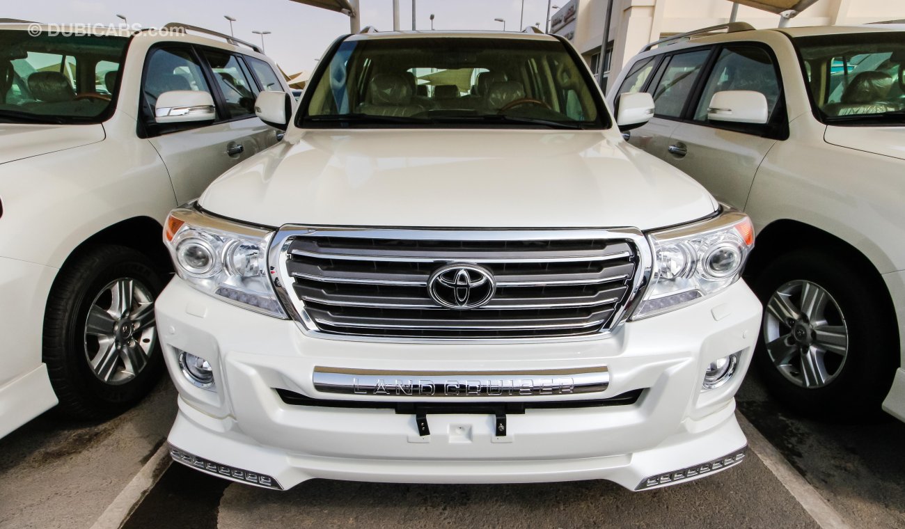 Toyota Land Cruiser GXR V6