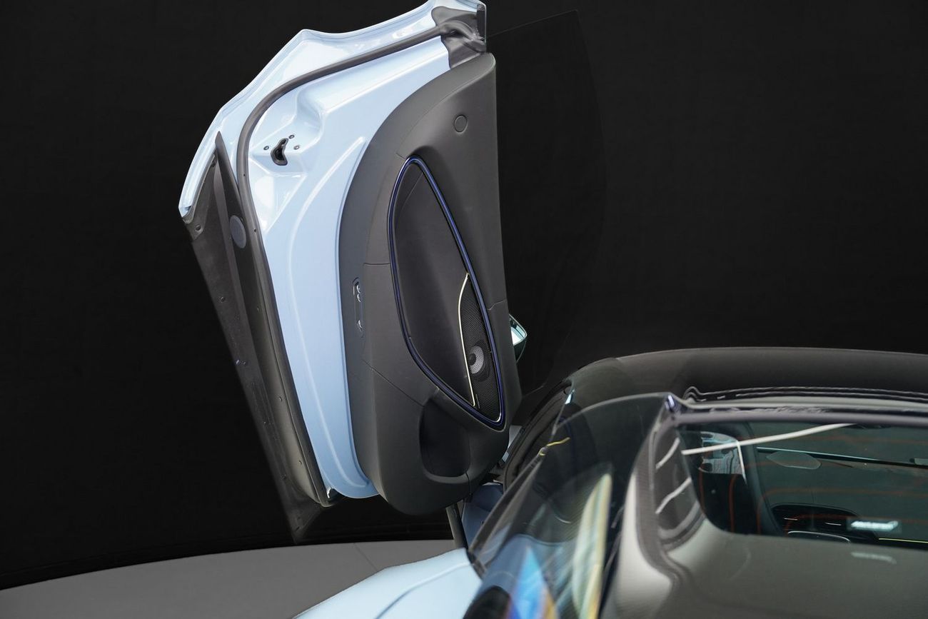 McLaren Artura Spider