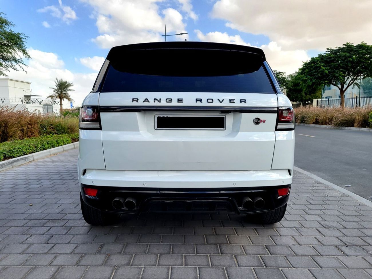 Land Rover Range Rover Sport SVR 5.0L (575 HP) 4WD