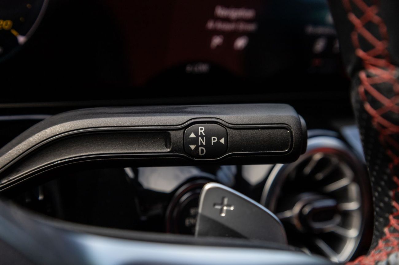 مرسيدس بنز GLA 200 Premium 1.4L