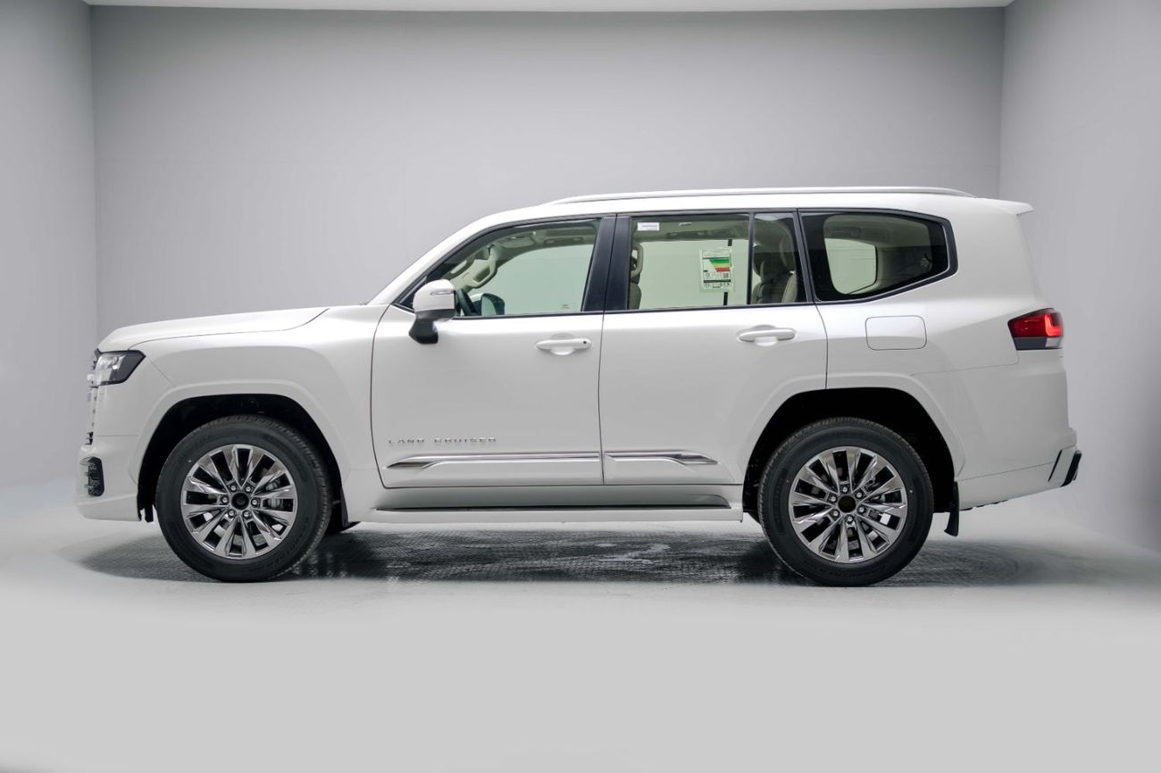 Toyota Land Cruiser LC300 GXR 3.5L - White Pearl Inside Beige | Export Only