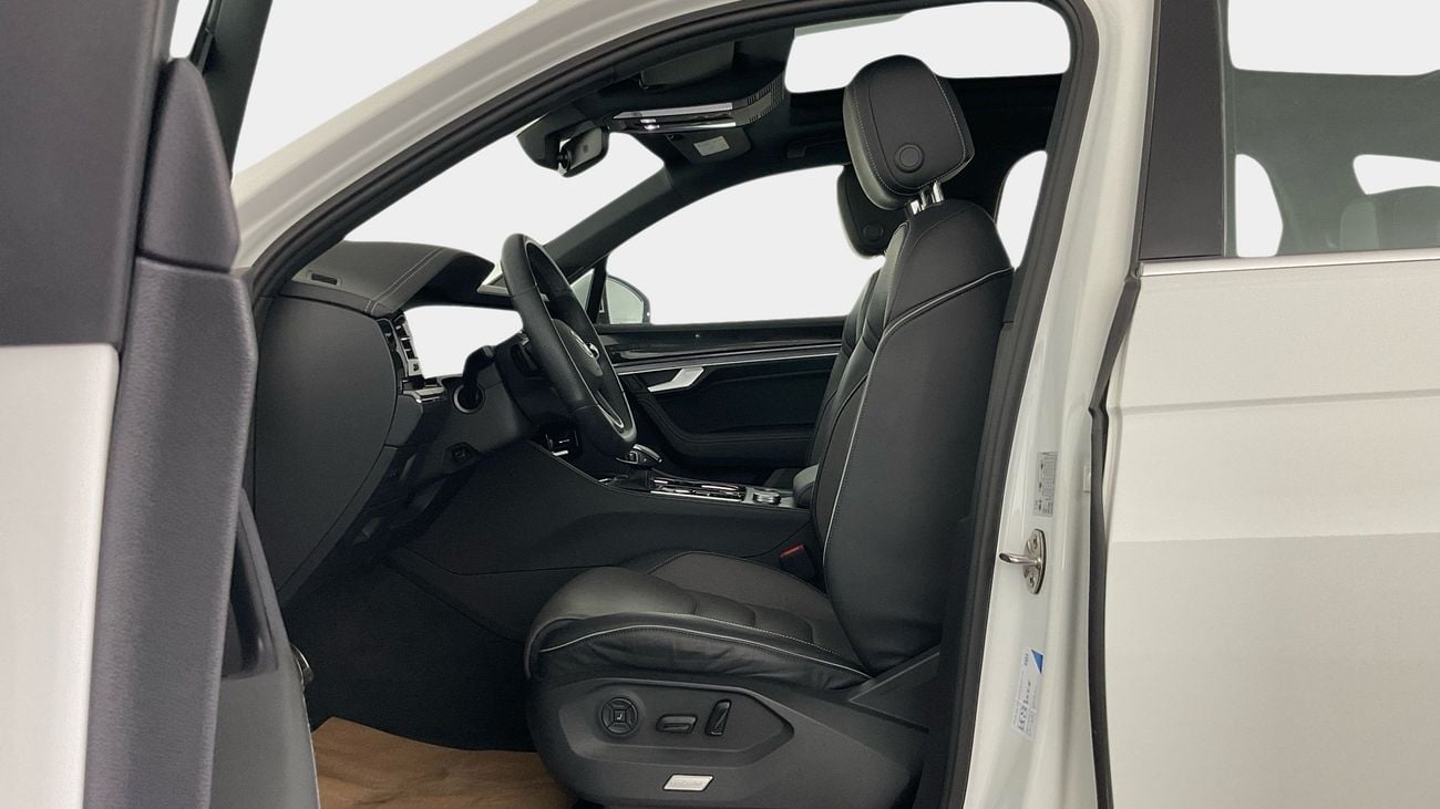 Volkswagen Touareg R-Line 3.0L 4WD R-Line | Guaranteed Warranty | 0 Down Payment