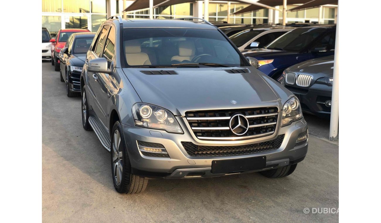 Mercedes-Benz ML 350 SUPER CLEAN CAR ORIGINAL PAINT LOW MILEAGE GCC SPECS GRAND EDITION