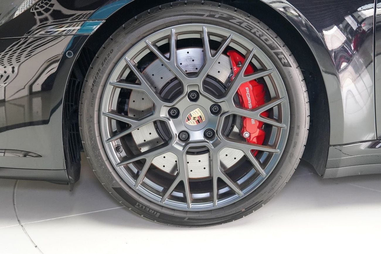 Porsche 911 Carrera GTS 3.0L (450 HP) Convertible