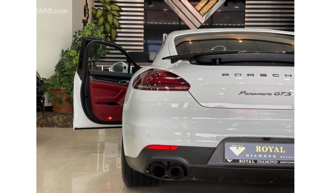 بورش باناميرا جي تي أس Porsche Panamera GTS 2015 GCC Under Warranty