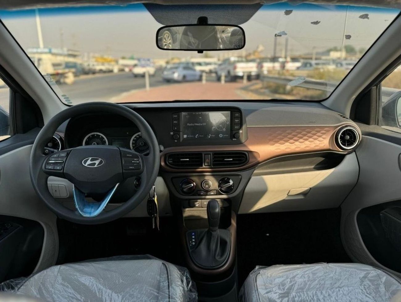 Hyundai i10 HYUNDAI i10 GRAND GCC 2024