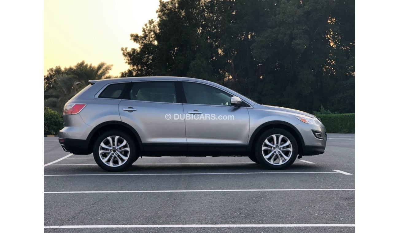 مازدا CX9 موديل 2011 خليجي حاله ممتازه من الداخل والخارج فل مواصفات كراسي جلد ومثبت سرعه وتحكم كهربي كامل ونظا