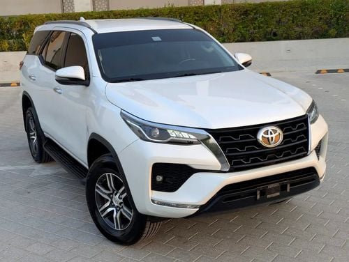 Toyota Fortuner GXR 2024 GCC SPECS INTERIOR AND EXTERIOR EXCELLENT