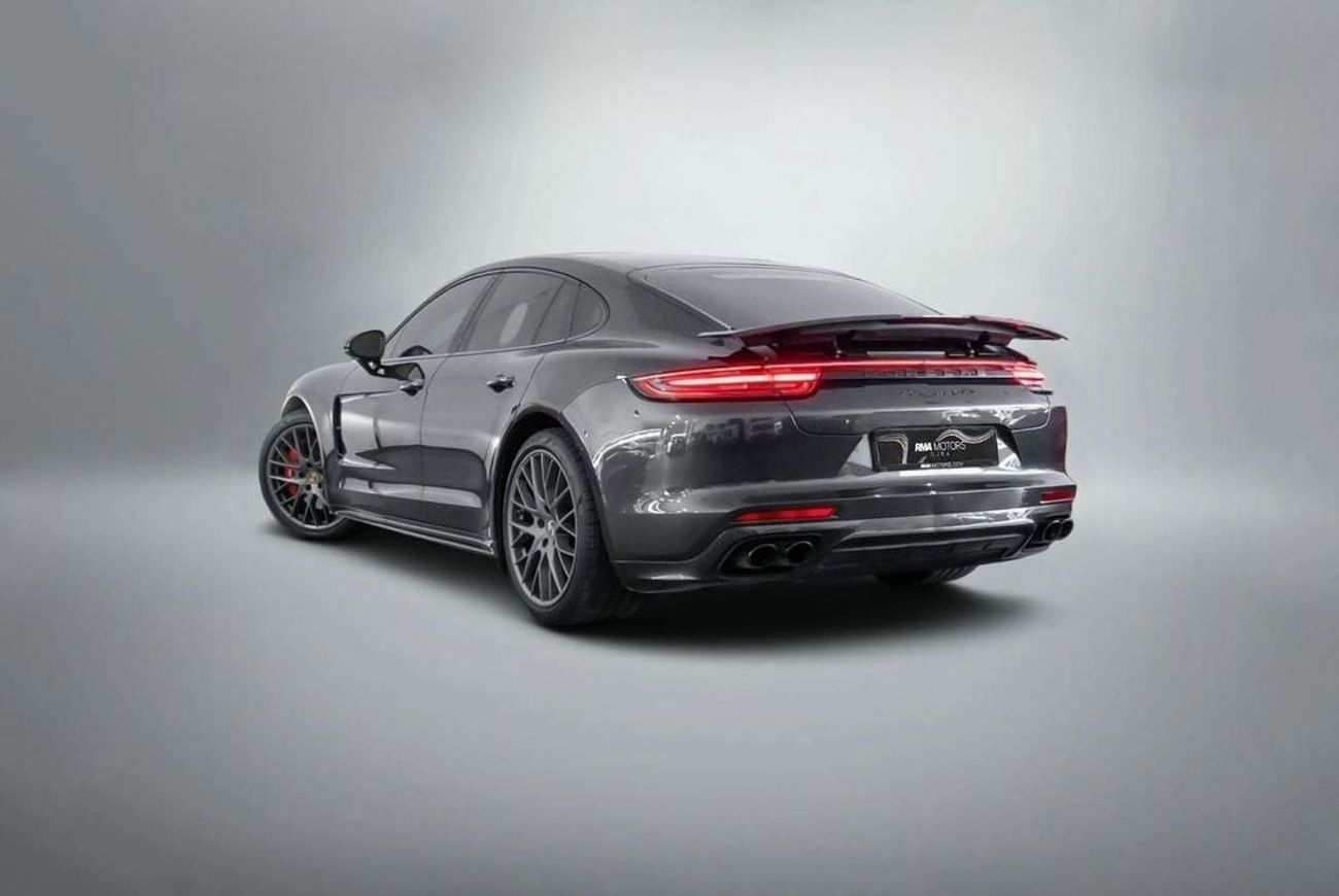 Porsche Panamera GTS 4.0L (455 HP) GTS 4.0L (453 HP)