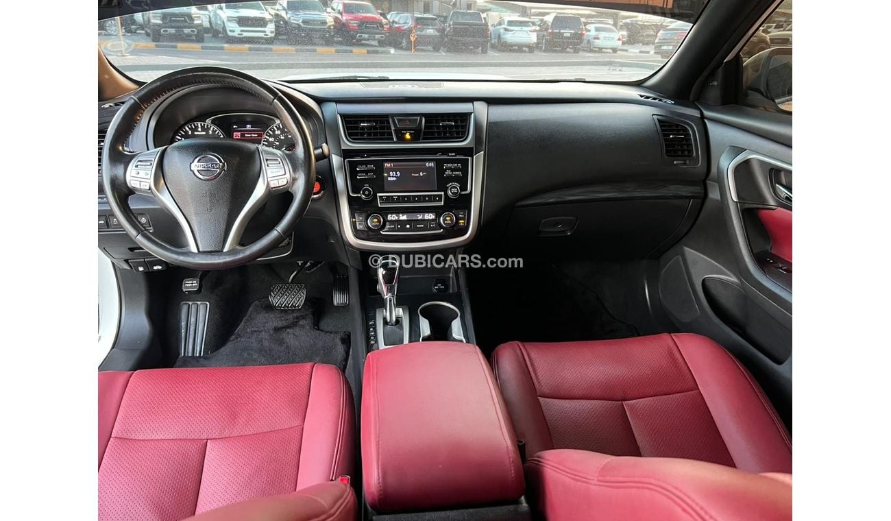 Nissan Altima SV Nissan Altima 2018 USA Wen Ownar KM 116 only pric 35 AED Very Clen Car (Accept credit card paymen